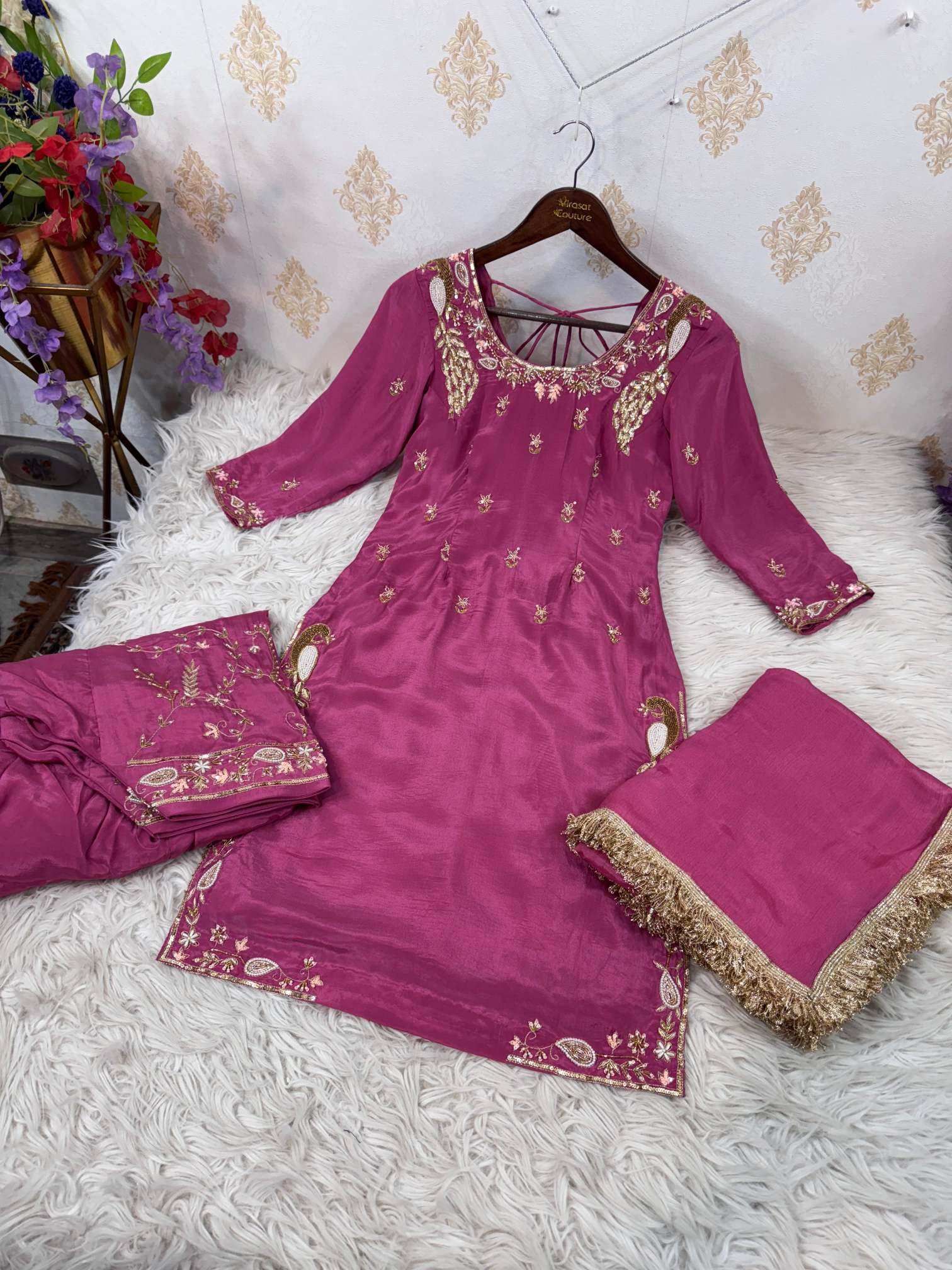 Salwar suit
